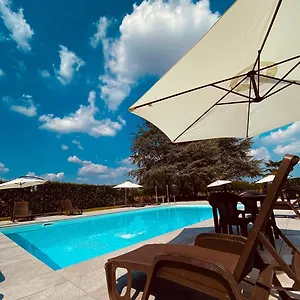 hotel-villa-malpensa.italymilanhotels.net/