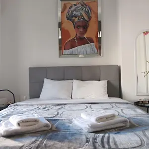 cozy-fully-equipped-apartment-thessaloniki.hotels-of-thessaloniki.com/